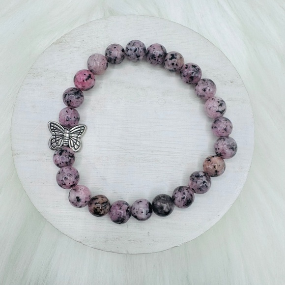 Butterfly Natural Stone Beaded Bracelet - Picture 7 of 7